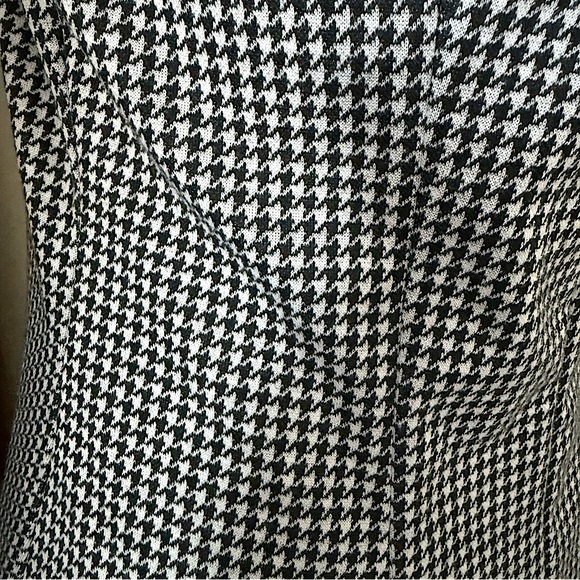 Black and White Houndstooth Dress👗 - Picture 4 of 7